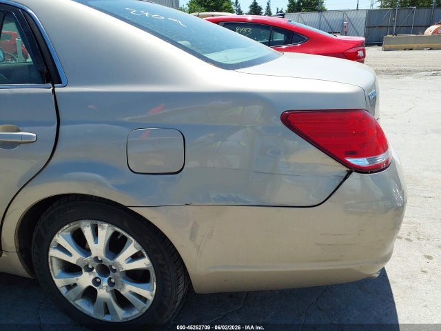 Toyota Avalon Xls