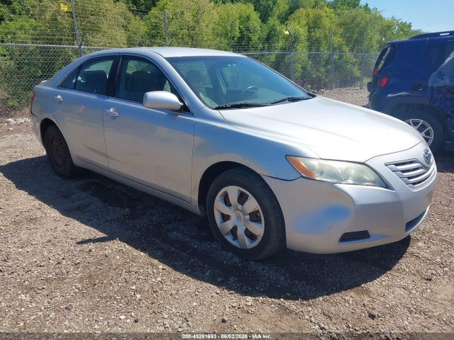 Salvage Toyota Camry Image