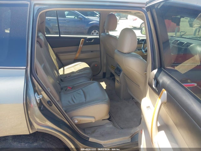Toyota Highlander Limited V6