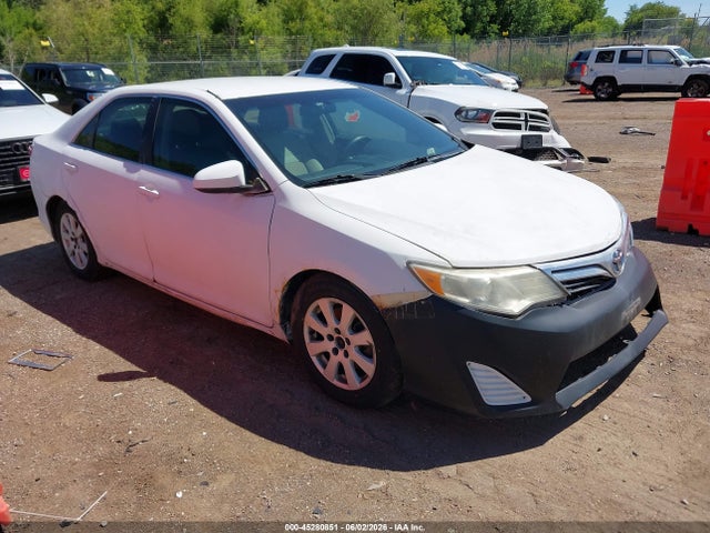 Salvage Toyota Camry Image