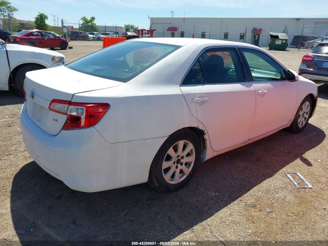 Toyota Camry Le
