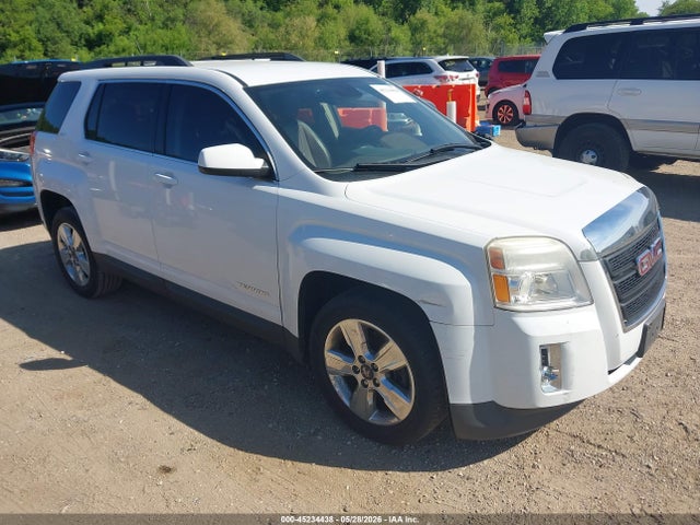 Salvage GMC Terrain Image