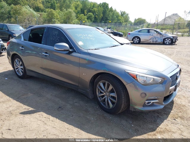 Salvage INFINITI Q50 Image