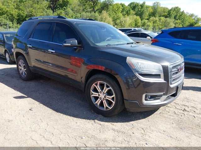 Salvage GMC Acadia Image