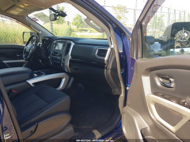 Nissan Titan Sv