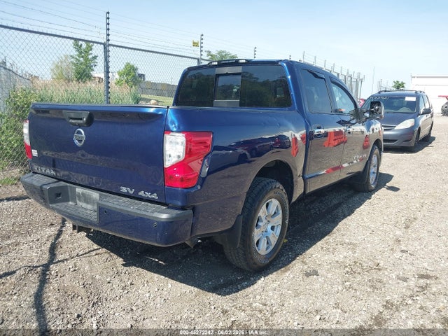 Nissan Titan Sv