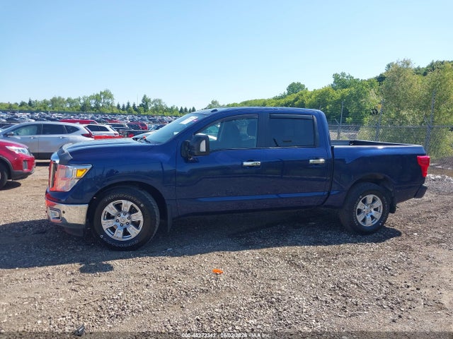 Nissan Titan Sv