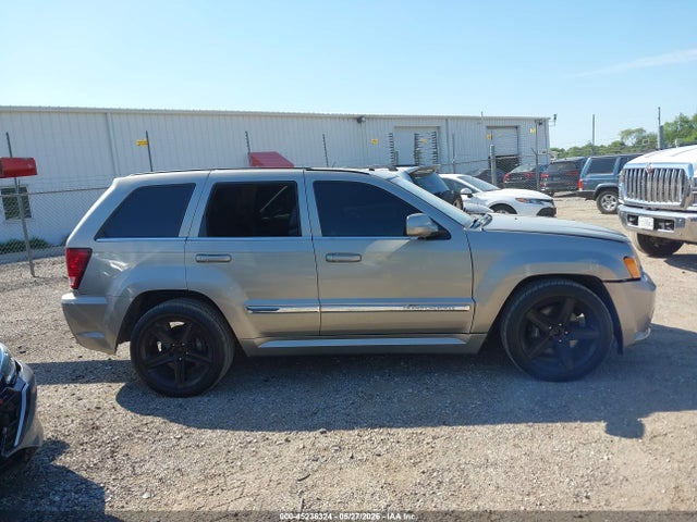 Jeep Grand Cherokee Srt8