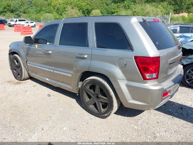 Jeep Grand Cherokee Srt8