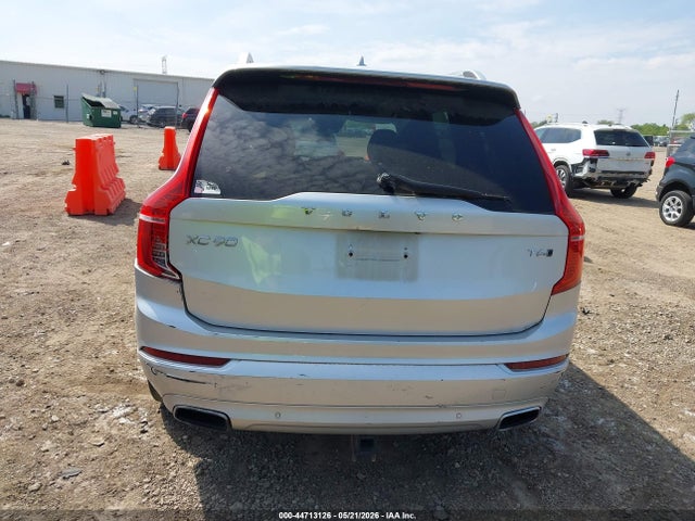 Volvo XC90 T6 Momentum