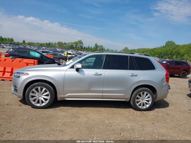 Volvo XC90 T6 Momentum
