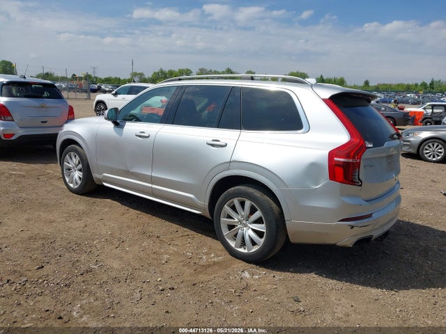 Volvo XC90 T6 Momentum
