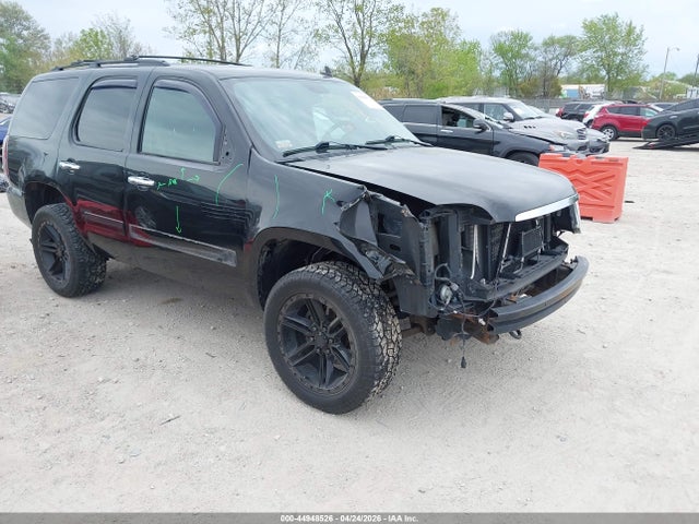 Salvage GMC Yukon Image