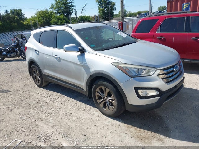 Salvage Hyundai SANTA FE Image