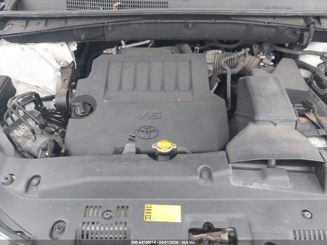 Toyota Highlander Xle V6