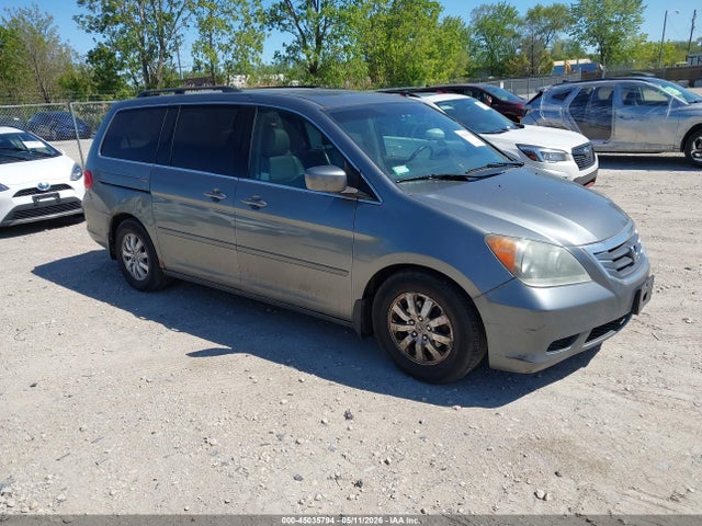 Salvage Honda Odyssey Image