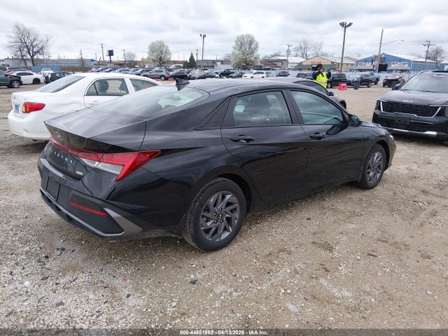 Hyundai ELANTRA Blue