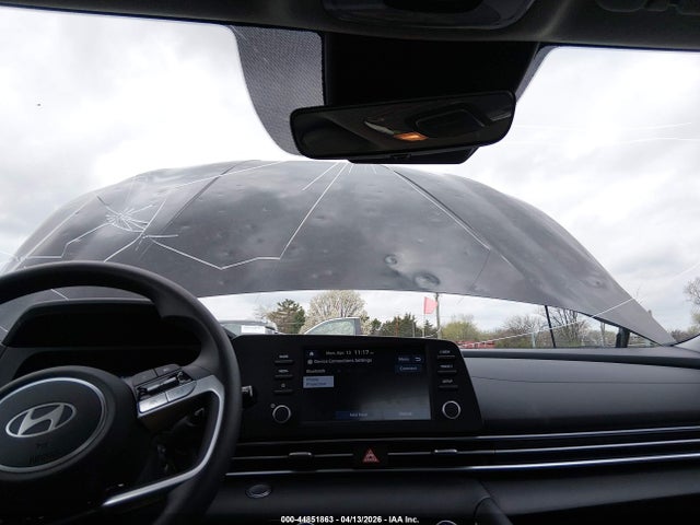 Hyundai ELANTRA Blue