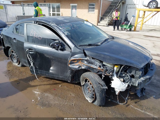 Salvage Mazda Mazda3 Image