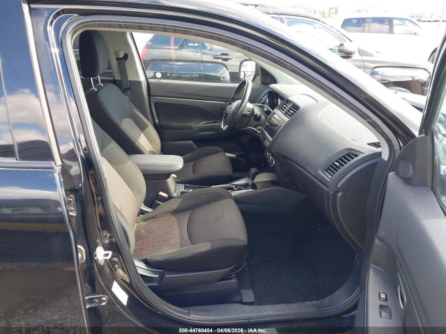 Mitsubishi Outlander 2.0 Le