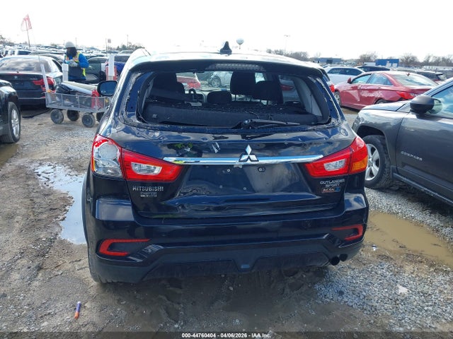 Mitsubishi Outlander 2.0 Le