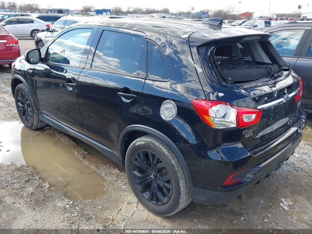Mitsubishi Outlander 2.0 Le