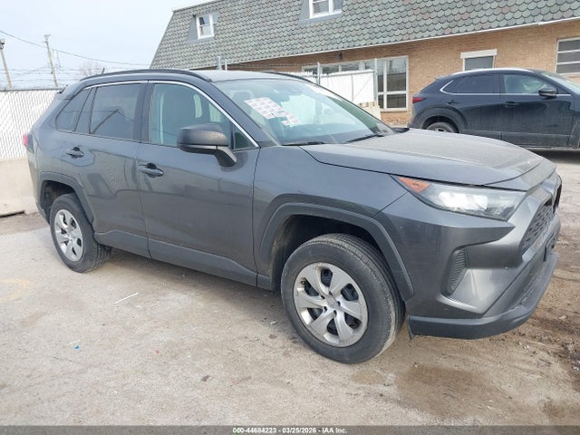 Salvage Toyota RAV4 Image