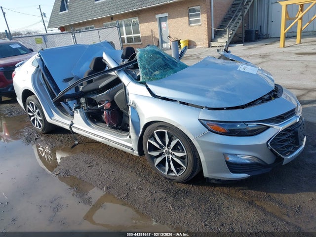 Salvage Chevrolet Malibu Image