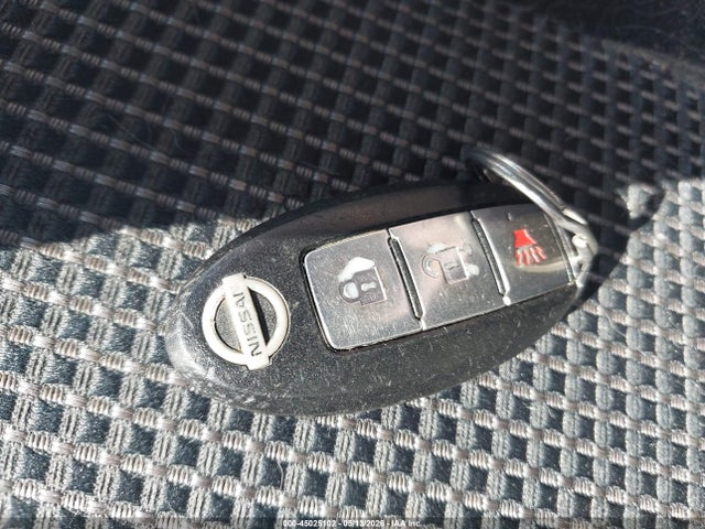 Nissan Versa 1.8sl