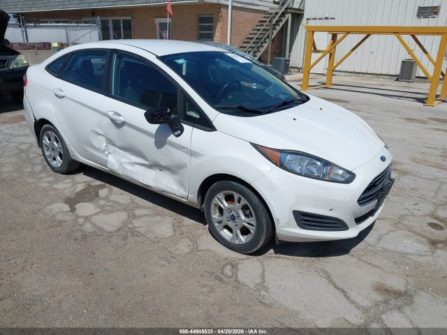 Salvage Ford Fiesta Image