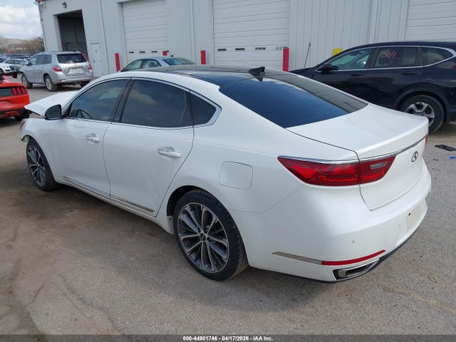 Kia Cadenza Technology