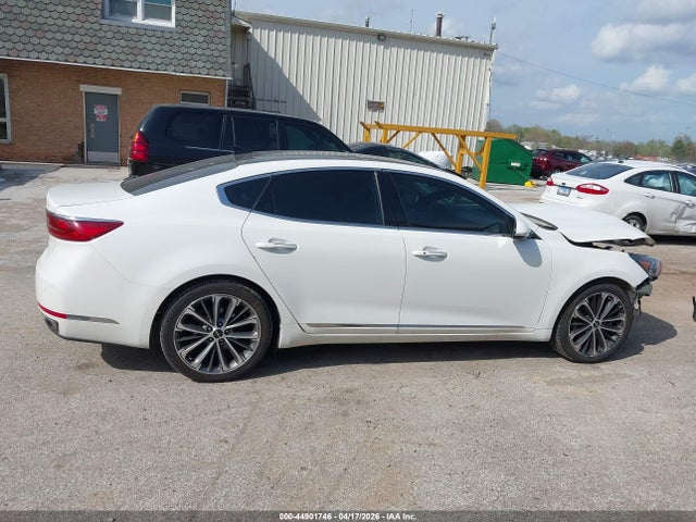 Kia Cadenza Technology