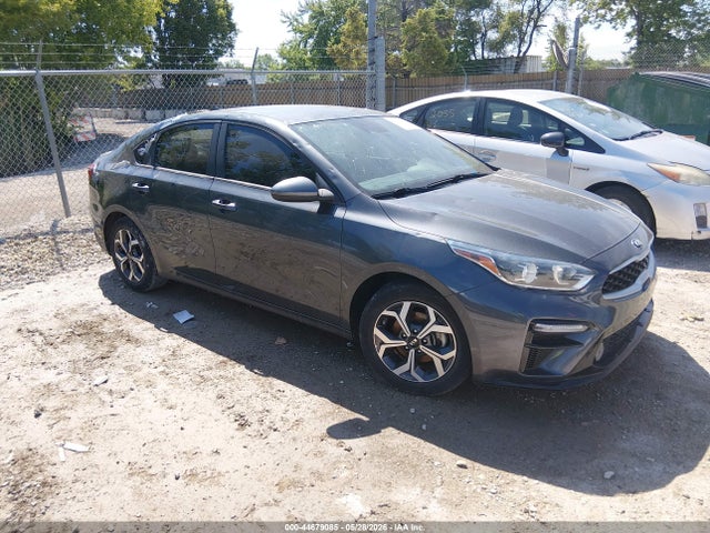 Salvage Kia Forte Image