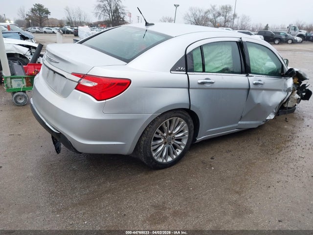 Chrysler 200 Limited