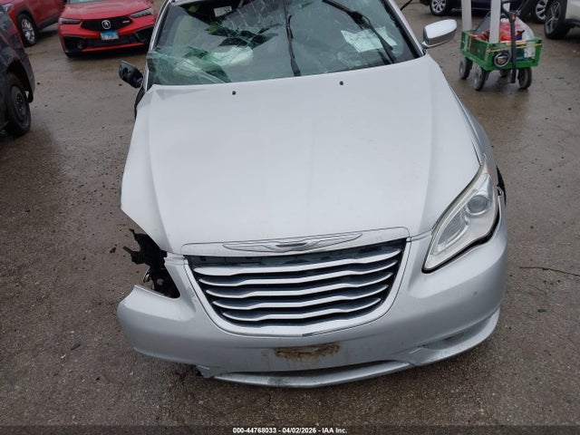 Chrysler 200 Limited