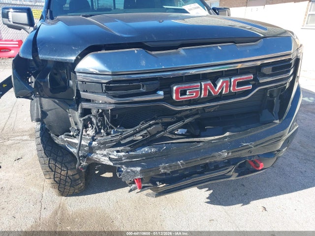 GMC Sierra 1500 4wd  Short Box At4