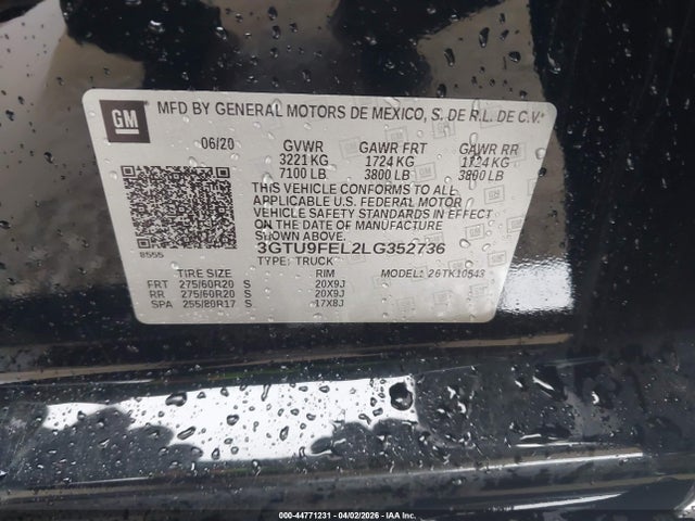 GMC Sierra 1500 4wd  Short Box Denali