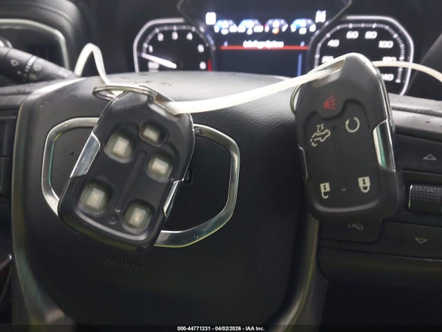GMC Sierra 1500 4wd  Short Box Denali
