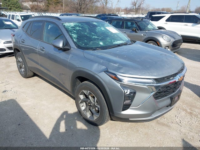 Salvage Chevrolet Trax Image
