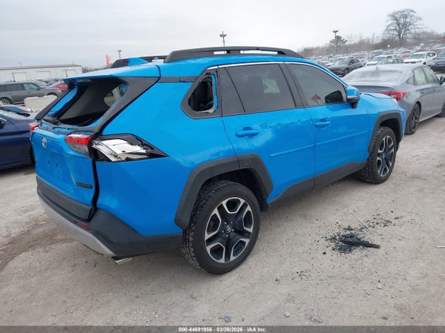 Toyota RAV4 Adventure