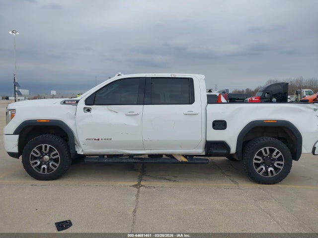 General Motors Sierra 2500HD 4wd  Standard Bed At4