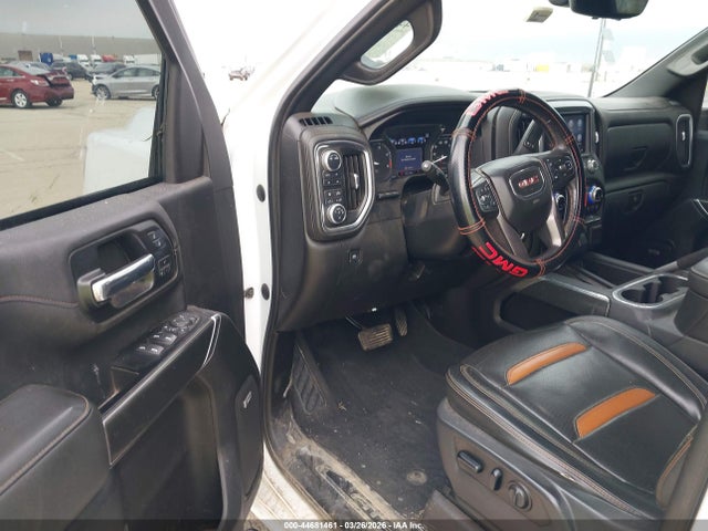 General Motors Sierra 2500HD 4wd  Standard Bed At4