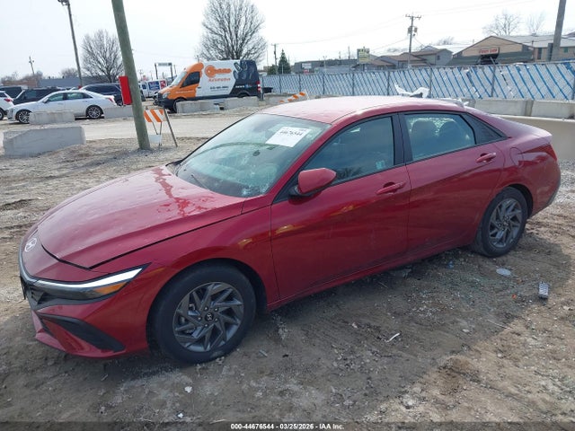 Hyundai ELANTRA Sel