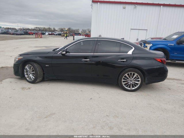 INFINITI Q50 3.0t Luxe