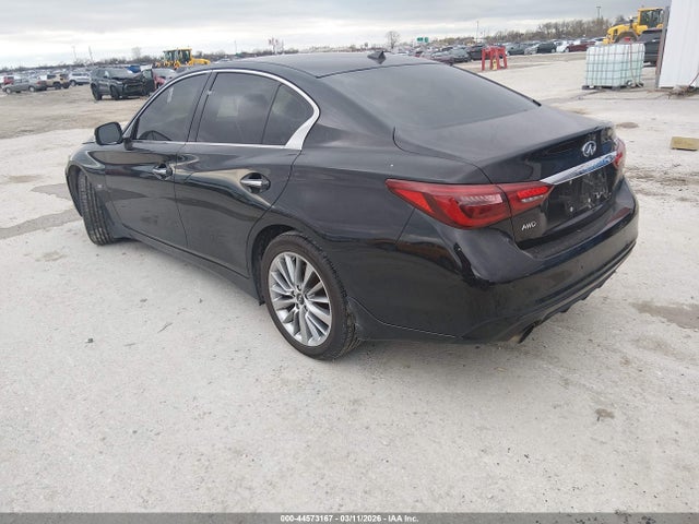 INFINITI Q50 3.0t Luxe