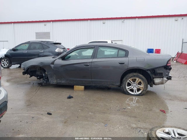 Dodge Charger Sxt Rwd