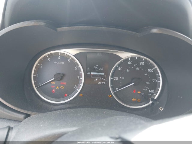 Nissan Versa 1.6 S