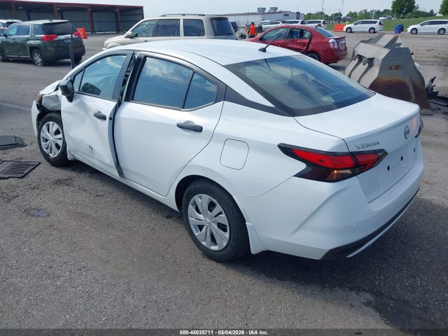 Nissan Versa 1.6 S