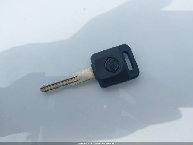 Nissan Versa 1.6 S