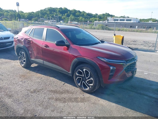 Salvage Chevrolet Trax Image